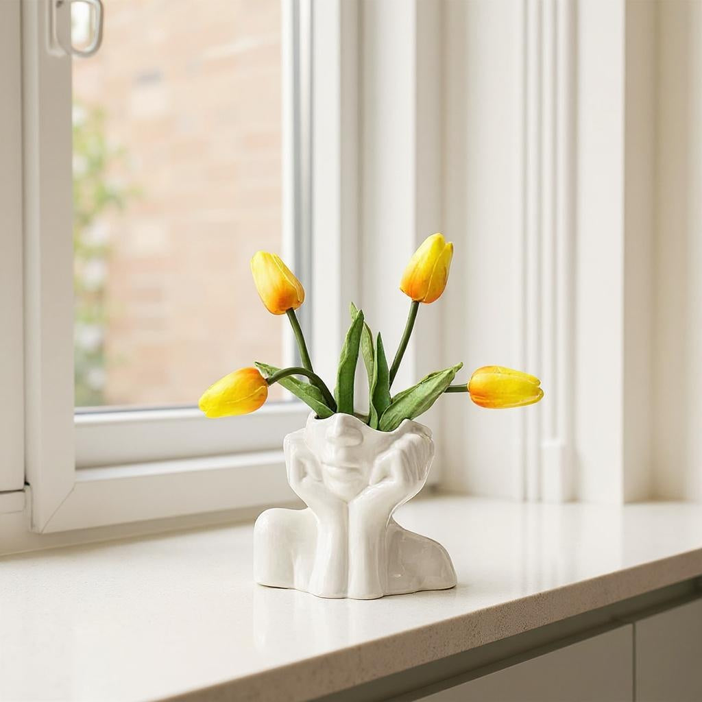 The Muse Vase