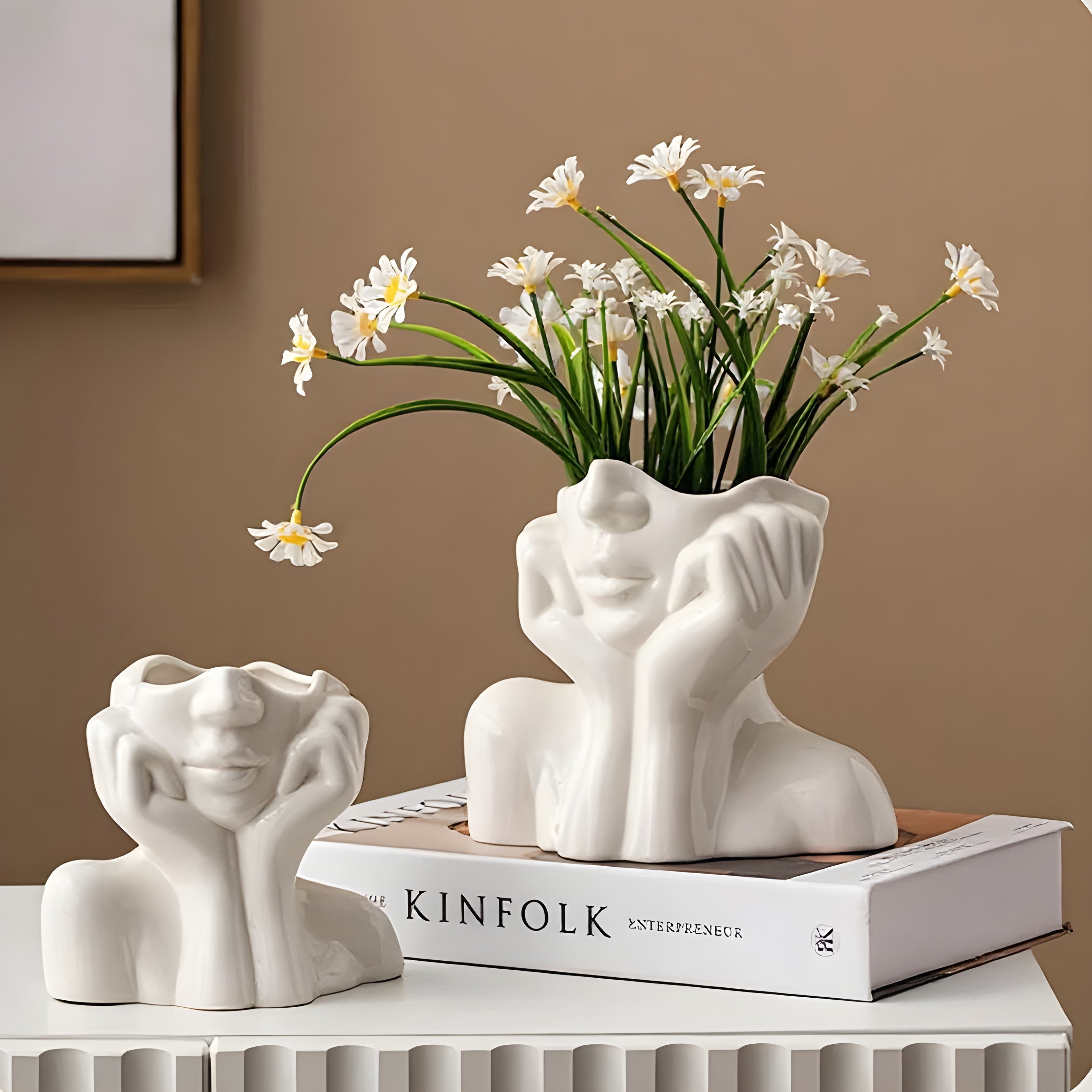 The Muse Vase